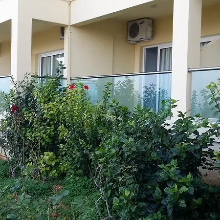 Chrysalis (adults Only) Готель