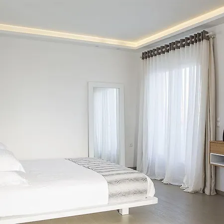 Готель Chrysalis (adults Only) 3*